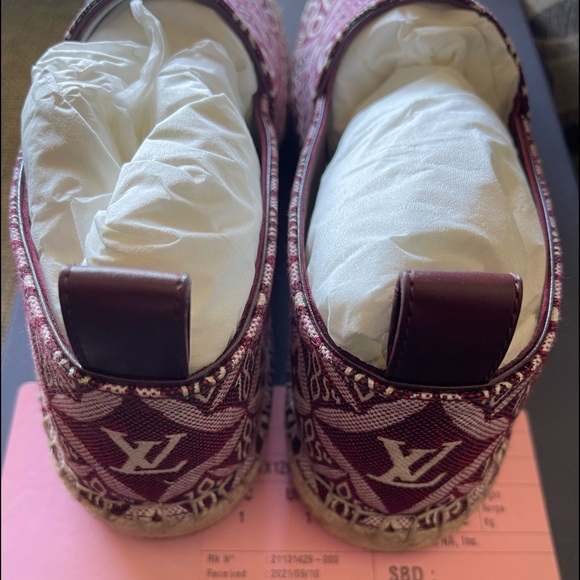 Authentic women’s Louis Vuitton espadrilles NEW - Picture 4 of 5